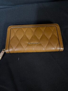 Vera Bradley Quilted Zip Wallet in Cognac Brown